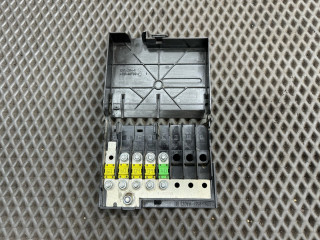 блок предохранителей Ford Fusion 1 поколение [рестайлинг] CBK 2007, 1.4 л., FXJA, бензин, МКПП, хетчбэк 5 дв., передний привод, 2S6T14A076AA