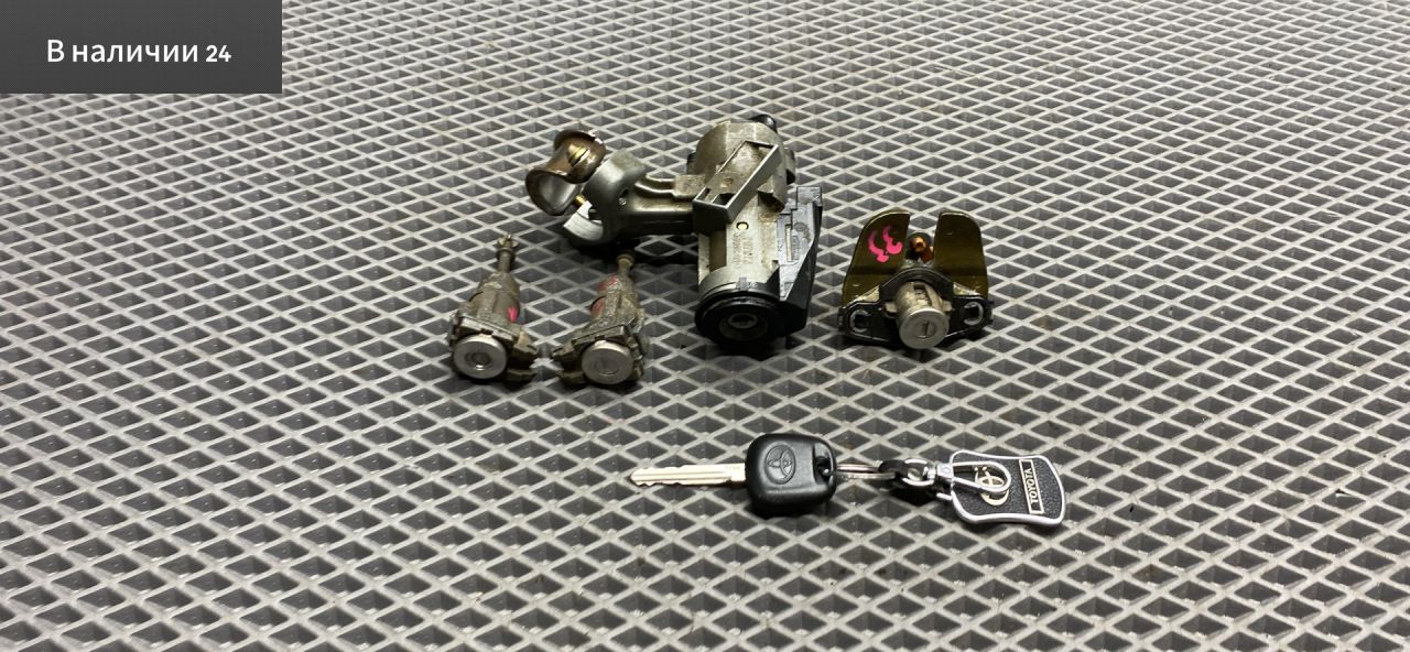 Замок зажигания c ключом Toyota Corolla 9 поколение (E120/E130) CDE120 2004, 1.6 л., 3ZZ-FE, бензин, МКПП, 8q3 - grayish blue, седан, передний привод, 8978302020, 8907302080, 6905102080, 6905202070, 6905502070, 8907302040 - фото №1