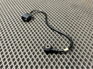 датчик детонации Ford Fusion 1 поколение [рестайлинг] CBK 2007, 1.4 л., FXJA, бензин, МКПП, хетчбэк 5 дв., передний привод, 98MF-12A699-BA, 1072086B