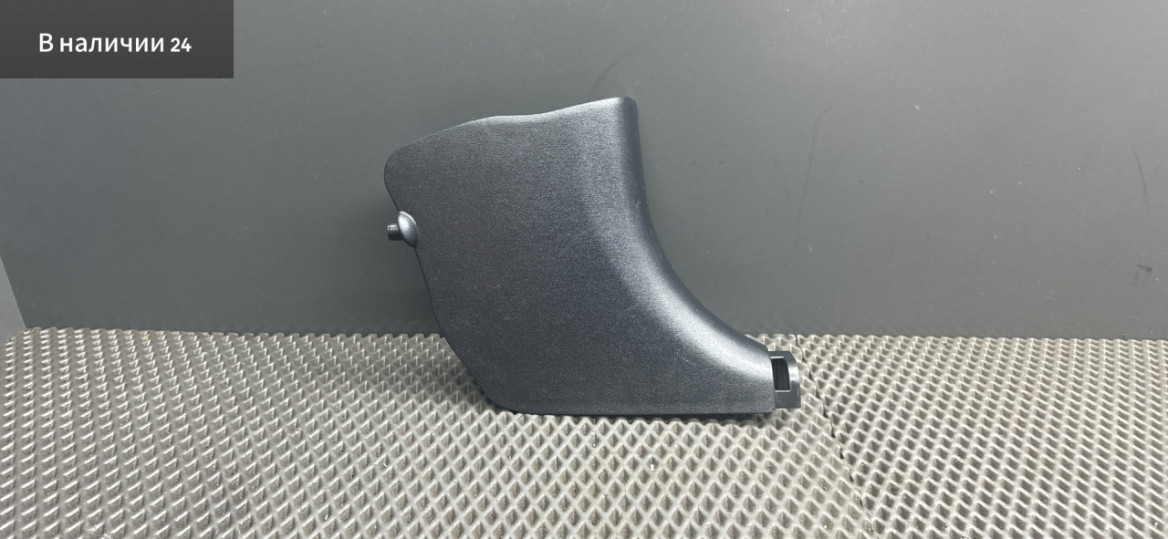 накладка на порог внутренняя Hyundai i20 1 поколение PB 2010, 1.4 л., G4FA, бензин, АКПП, fr - black diamond черный, хетчбэк 5 дв., передний привод, 85824-1J000 - фото №1