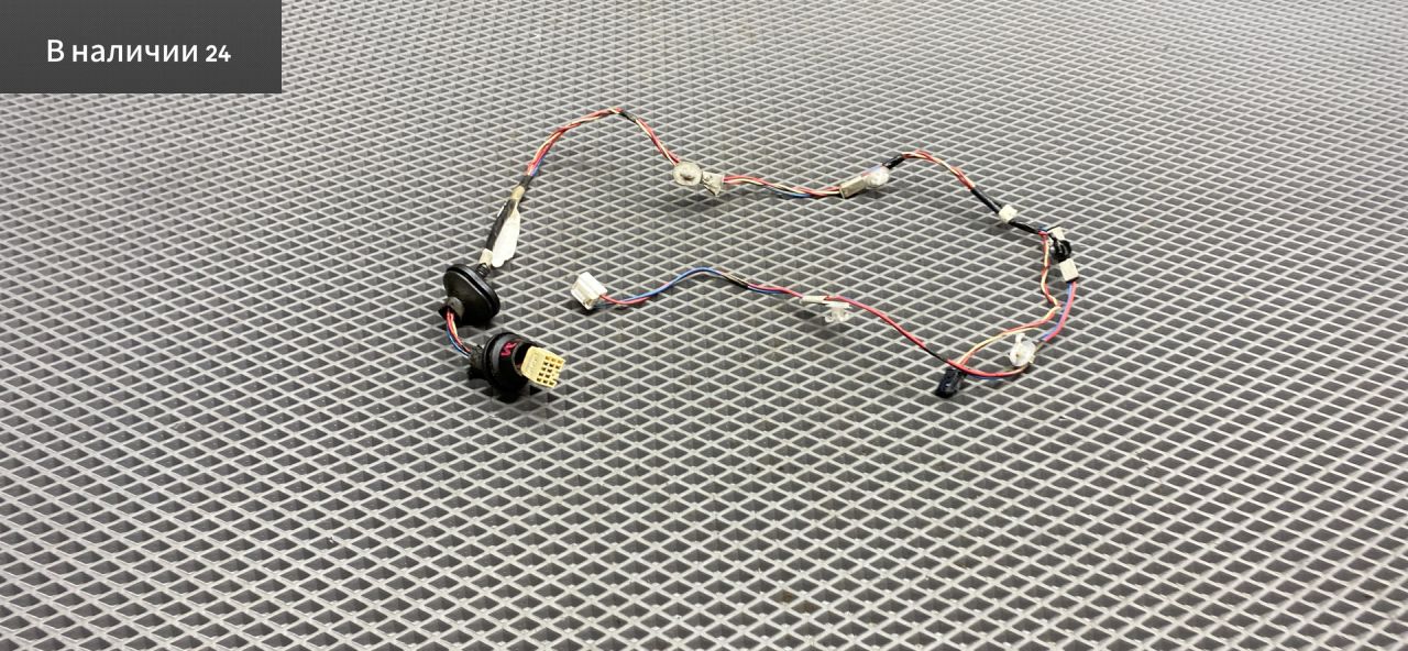 дверная проводка Toyota Corolla 9 поколение (E120/E130) CDE120 2004, 1.6 л., 3ZZ-FE, бензин, МКПП, 8q3 - grayish blue, седан, передний привод, 8215302231 - фото №1