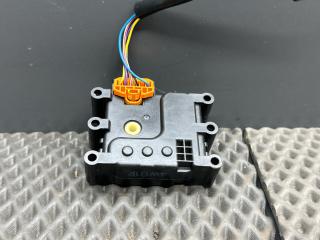 моторчик заслонки печки Mazda Atenza 1 поколение 2002, 4W01R, GJ8G61A70