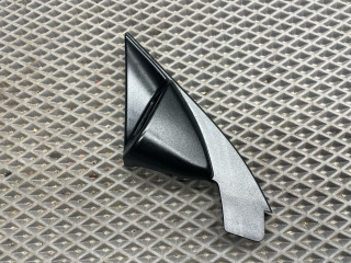 уголок двери внутренний передний левый Chevrolet Lacetti 1 поколение J200 2008, 1.6 л., F16D3, бензин, МКПП, gge - ярко красный, хетчбэк 5 дв., передний привод, 96546867