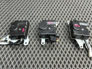 моторчик заслонки печки Kia Magentis 1 поколение GD 2003, 2.5 л., G6BV, бензин, АКПП, 5c - olive green, седан, передний привод, 971083C000, 972223C000, 972263C000