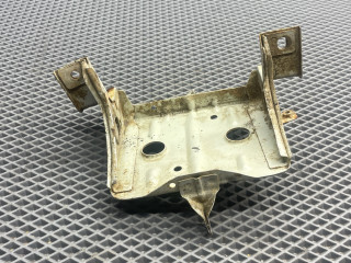 Площадка акб аккумулятора Kia Rio 1 поколение [рестайлинг] DC 2004, 1.5 л., A5D, бензин, АКПП, c5 - diamond silver серебро, универсал, передний привод, MBG6356032A