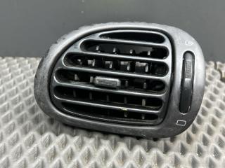 дефлектор обдува салона Peugeot 206 1 поколение 2000, 9624664277