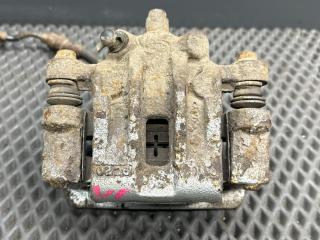 суппорт задний левый Kia Cerato 2 поколение TD 2009, 1.6 л., G4FC, бензин, МКПП, cеребро 3d - bright silver, седан, передний привод, 583101MA00, 582101M300