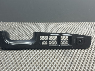 накладка блока управления стеклоподъемниками Hyundai Sonata 4 поколение [рестайлинг] EF 2005, 2.0 л., G4JP, бензин, МКПП, s02 серый, седан, передний привод, 93570-3D120