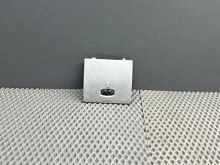 крышка блока предохранителей Kia Rio 1 поколение [рестайлинг] 2003, 1.5 л., A5D, бензин, МКПП, v9 - pewter grey, универсал, передний привод, 84761FD10008