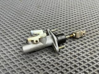 цилиндр сцепления главный Mitsubishi Lancer 9 поколение 2004, 1.3 л., 4G13 (8V), бензин, МКПП, a31a cool silver, седан, передний привод, MR491945