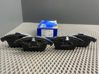 тормозные колодки Land Rover Range Rover Evoque L538 2012, 2.0 л., 204PT, бензин, 1747043, LR004936, LR027309, 1379971, 1437761, 1458247, 1566232, LR001017, LR134692, LR134693, 30778910, 30793540, 30793941, 32373179, SP2101F