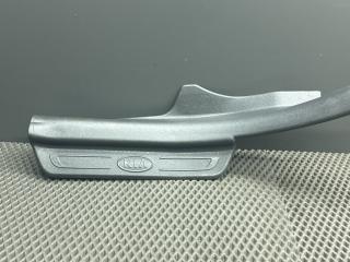 накладка на порог внутренняя Kia Cerato 2 поколение TD 2009, 1.6 л., G4FC, бензин, МКПП, cеребро 3d - bright silver, седан, передний привод, 85875-1M000