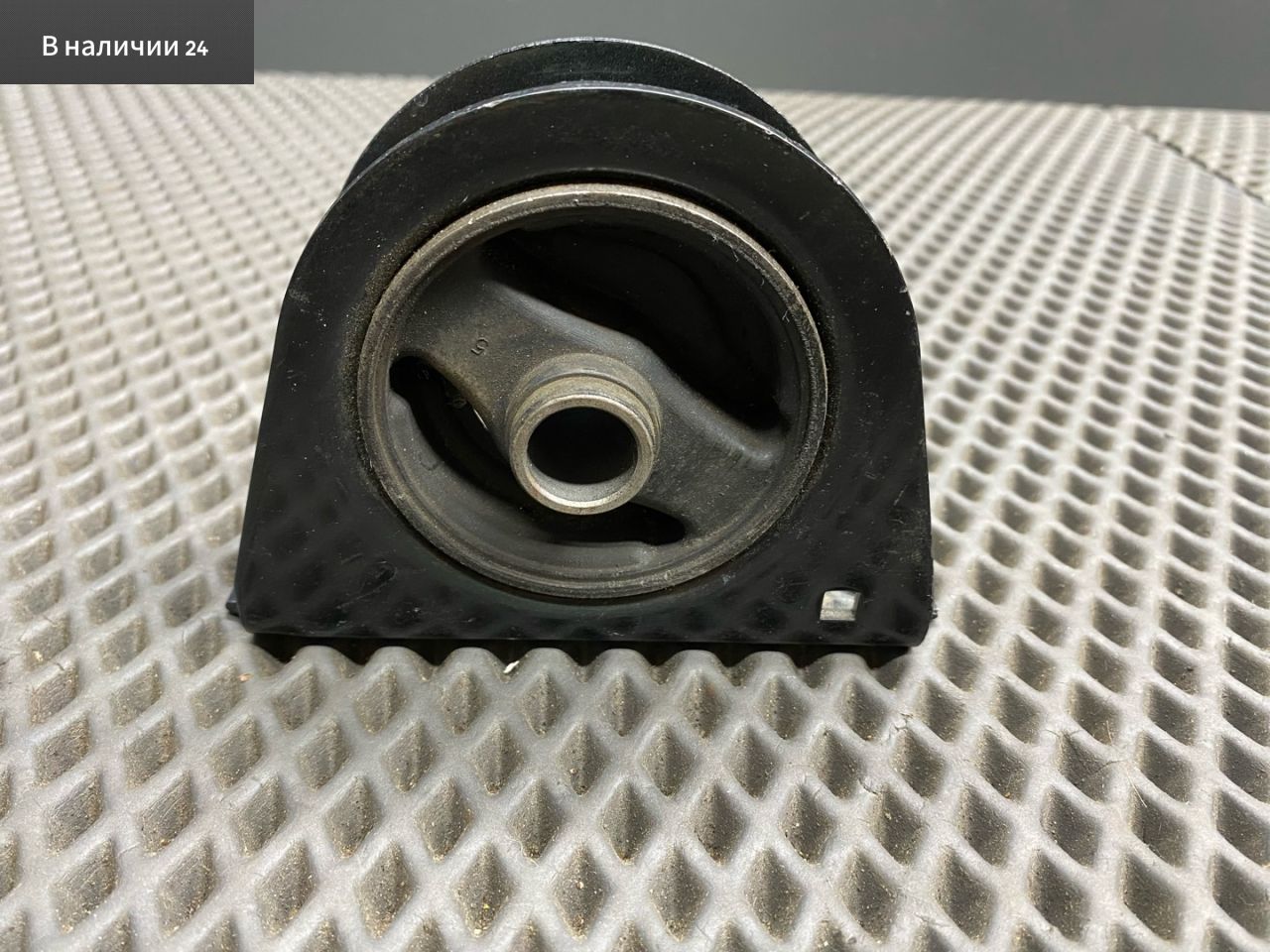 подушка крепления двигателя Mitsubishi Lancer 9 поколение 2005, 1.6 л., 4G18, бензин, 554244, ME-1108 - фото №1