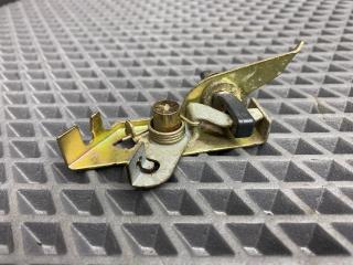 замок лючка топливного бака Toyota Cami 1 поколение J122E 2001, 1.3 л., K3-VE, бензин, АКПП, 6a5 - черный, внедорожник 5 дв., задний привод, правый руль, 7703787501