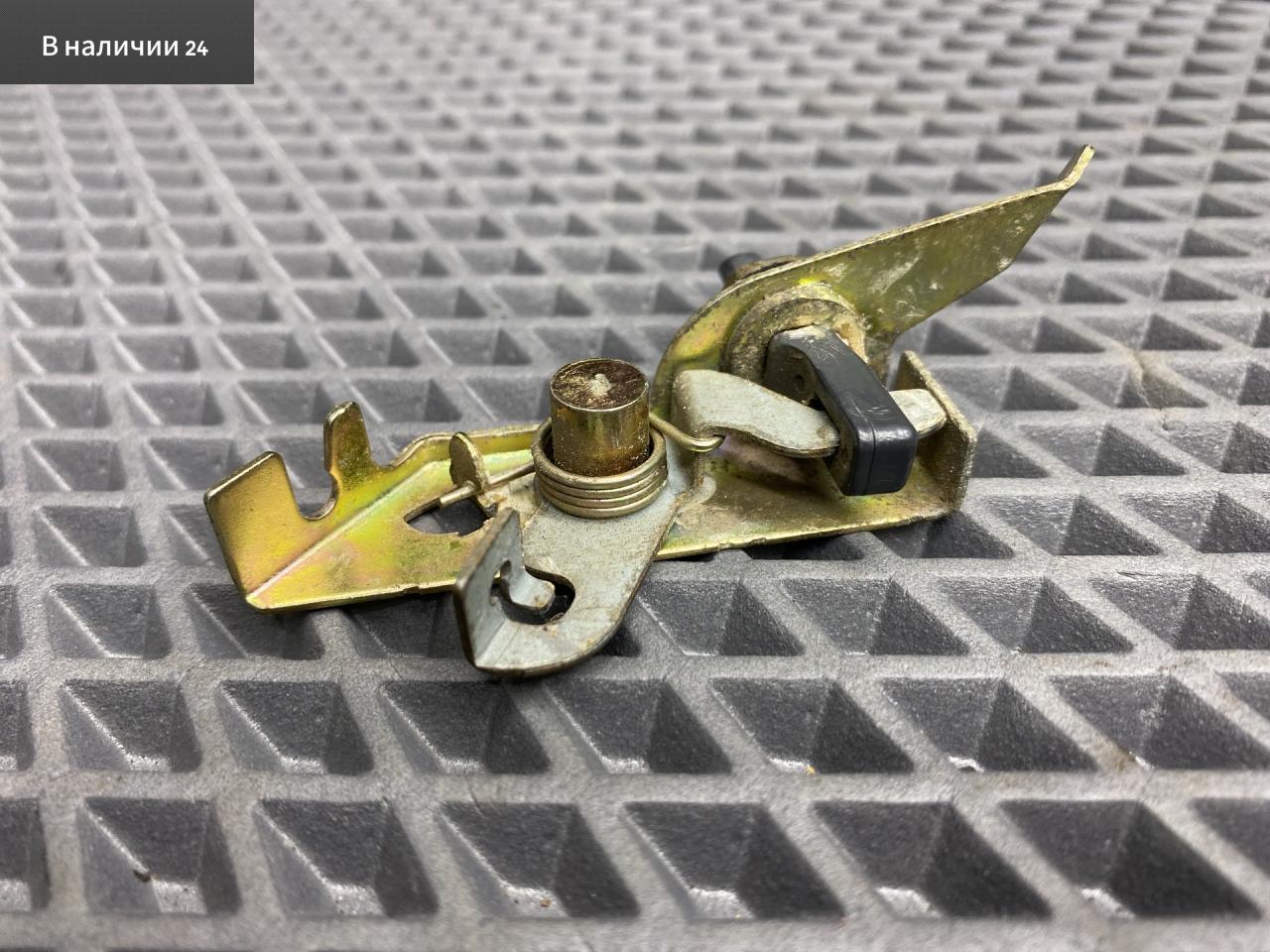 замок лючка топливного бака Toyota Cami 1 поколение J122E 2001, 1.3 л., K3-VE, бензин, АКПП, 6a5 - черный, внедорожник 5 дв., задний привод, правый руль, 7703787501 - фото №1