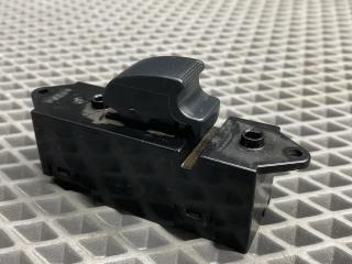 кнопка стеклоподъемника двери задней левой Mitsubishi Lancer 9 поколение 2004, 1.3 л., 4G13 (8V), бензин, МКПП, a31a cool silver, седан, передний привод, MR587880