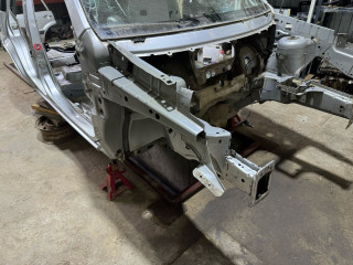 лонжерон правый Ford Fusion 1 поколение [рестайлинг] CBK 2007, 1.4 л., FXJA, бензин, МКПП, хетчбэк 5 дв., передний привод, 1684903