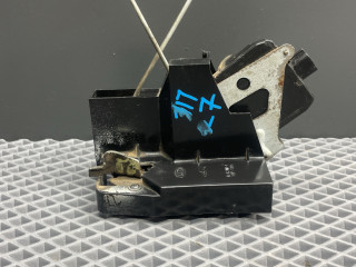 замок двери задней правой Kia Rio 1 поколение [рестайлинг] DC 2004, 1.5 л., A5D, бензин, АКПП, c5 - diamond silver серебро, универсал, передний привод, 81425FD100