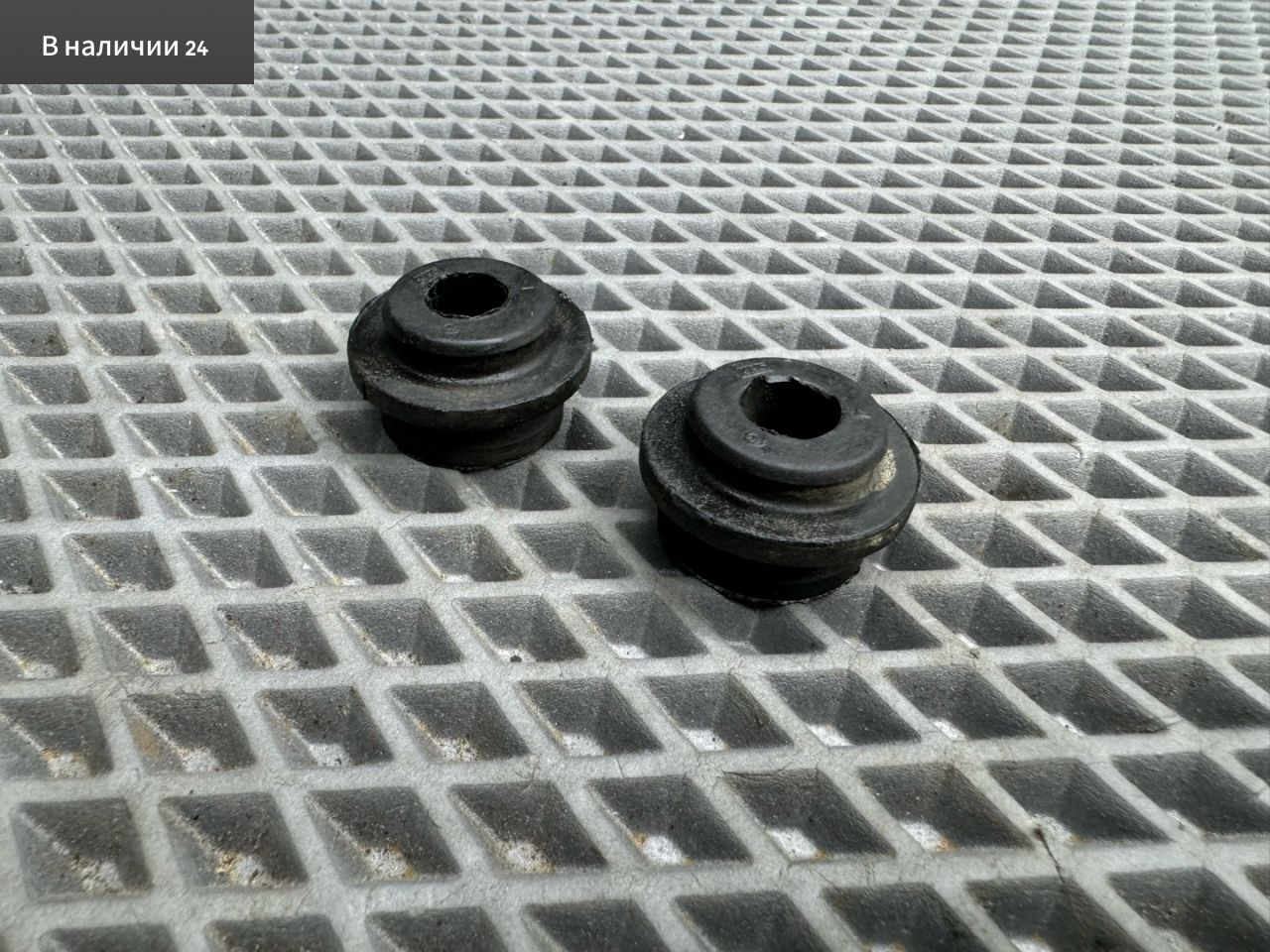 кронштейн радиатора Hyundai Accent 2 поколение (LC) LC 2007, 1.5 л., G4EC-G, бензин, МКПП, серый s10, седан, передний привод, 25336-25000 - фото №1