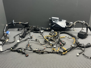 проводка подкапотная Mazda 3 2 поколение [рестайлинг] BL 2011, 1.6 л., Z6, бензин, АКПП, 34k crystal white pearl tricoat, седан, передний привод, BBM567P11