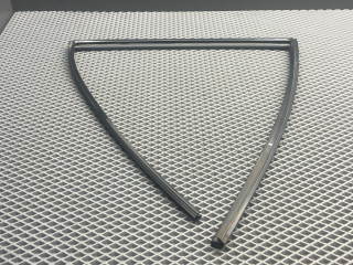 Уплотнитель стекла Kia Rio 1 поколение [рестайлинг] DC 2004, 1.5 л., A5D, бензин, АКПП, c5 - diamond silver серебро, универсал, передний привод, 0K34A72605