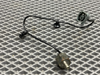 датчик детонации Mazda 3 1 поколение [рестайлинг] BK 2008, 1.6 л., Z6, бензин, МКПП, 16w, седан, передний привод, ZJ01-18-921