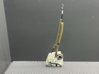 замок двери задней правой Mazda 3 2 поколение [рестайлинг] BL 2011, 1.6 л., Z6, бензин, АКПП, 34k crystal white pearl tricoat, седан, передний привод, BBM472310A