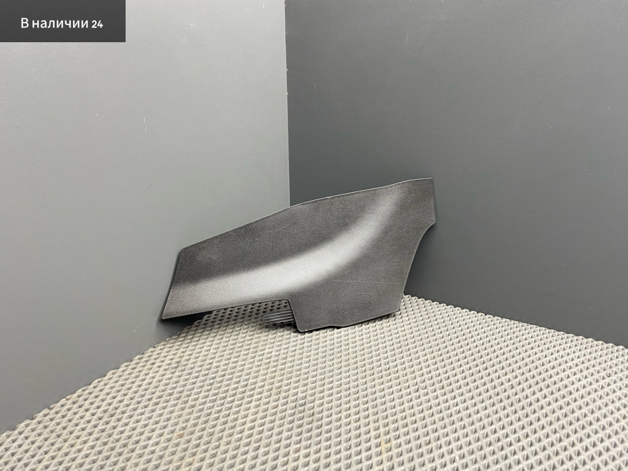 накладка на торпедо (консоль) Chevrolet Aveo T300 2013, 1.6 л., F16D4, бензин, МКПП, седан, передний привод, 96954743 - фото №1