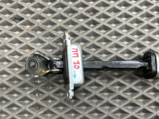 ограничитель открывания двери Chevrolet Lacetti 1 поколение J200 2008, 1.6 л., F16D3, бензин, МКПП, gge - ярко красный, хетчбэк 5 дв., передний привод, 42614183