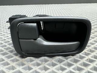 ручка внутренняя задняя левая Mitsubishi Lancer 9 поколение 2004, 1.3 л., 4G13 (8V), бензин, МКПП, a31a cool silver, седан, передний привод, MR627180, MR656173