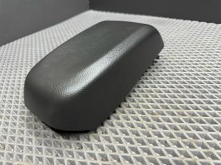 подлокотник Mitsubishi Lancer 9 поколение 2004, 1.3 л., 4G13 (8V), бензин, МКПП, a31a cool silver, седан, передний привод, MR532610