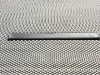 накладка на порог внутренняя Toyota Corolla 9 поколение (E120/E130) CDE120 2004, 1.6 л., 3ZZ-FE, бензин, МКПП, 8q3 - grayish blue, седан, передний привод, 67911-02010