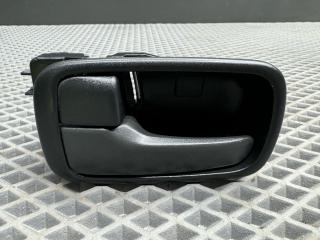 ручка внутренняя передняя левая Mitsubishi Lancer 9 поколение 2004, 1.3 л., 4G13 (8V), бензин, МКПП, a31a cool silver, седан, передний привод, MR627180, MR656173