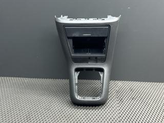 рамка обрамление кулисы Volkswagen Golf 5 поколение 2005, 5M2863487A