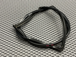 Уплотнитель стекла Mazda 3 1 поколение [рестайлинг] BK 2008, 1.6 л., Z6, бензин, МКПП, 16w, седан, передний привод, BN8V-73-605