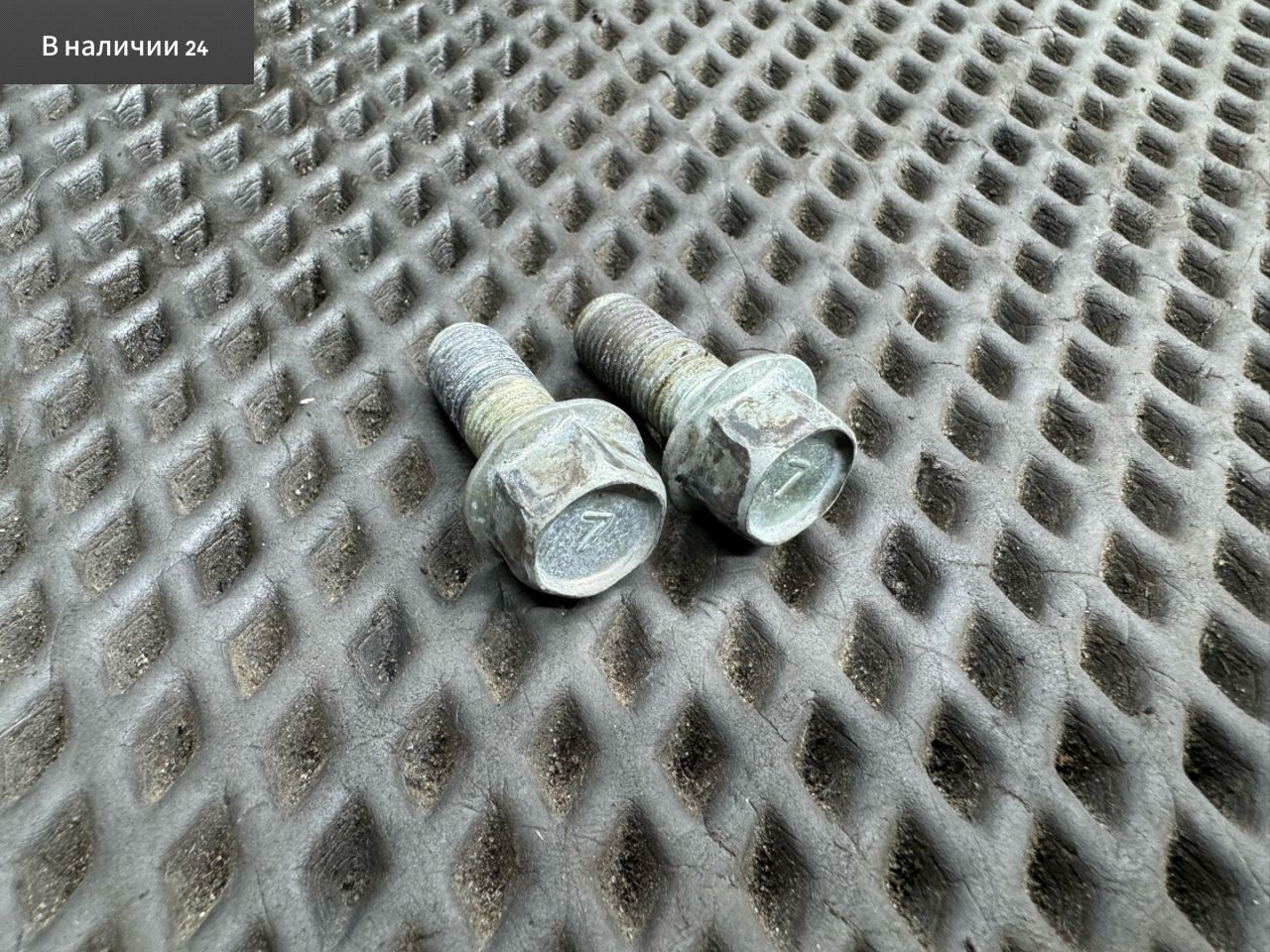 болт Kia Magentis 1 поколение GD 2003, 2.5 л., G6BV, бензин, АКПП, 5c - olive green, седан, передний привод, 1140412301 - фото №1