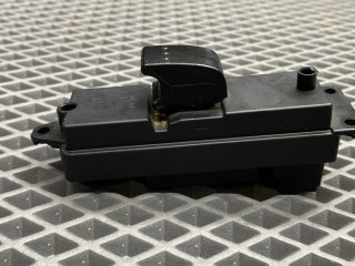 кнопка стеклоподъемника двери задней правой Mazda 3 1 поколение [рестайлинг] BK 2008, 1.6 л., Z6, бензин, МКПП, 16w, седан, передний привод, BS3E66380