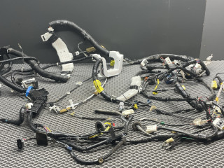 проводка салона Mazda 3 2 поколение [рестайлинг] BL 2011, 1.6 л., Z6, бензин, АКПП, 34k crystal white pearl tricoat, седан, передний привод, AB2167BFD1RN-R, AB0767BFD1RN-R