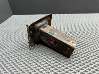 кронштейн заднего бампера Kia Magentis 1 поколение [рестайлинг] GD 2004, 2.5 л., G6BV, бензин, АКПП, седан, передний привод, 866423C000