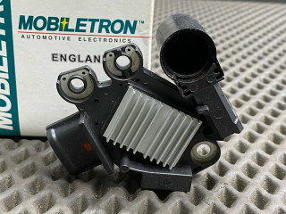 реле-регулятор генератора Kia Ceed 1 поколение 2009, 1.6 л., G4FC, бензин, 37370-2A400, 37370-2E300, 37370-04900, 37370-2A805, 37370-2B300, VR-V3530