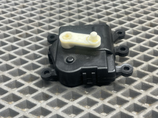 моторчик заслонки печки Mazda 3 2 поколение [рестайлинг] BL 2011, 1.6 л., Z6, бензин, АКПП, 34k crystal white pearl tricoat, седан, передний привод, BBM4-61-B60