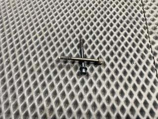 болт Hyundai Sonata 4 поколение [рестайлинг] EF 2006, 2.7 л., G6BA, бензин, АКПП, s02 серый, седан, передний привод