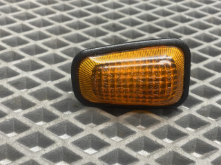 повторитель поворота на крыле Daewoo Nexia 1 поколение [2-й рестайлинг] 2011, 1.6 л., F16D3, бензин, МКПП, 60u - brighton gold, седан, передний привод, 96208831