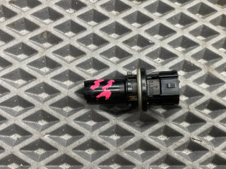 патрон фары Toyota Corolla 9 поколение (E120/E130) CDE120 2004, 1.6 л., 3ZZ-FE, бензин, МКПП, 8q3 - grayish blue, седан, передний привод, 9006981020