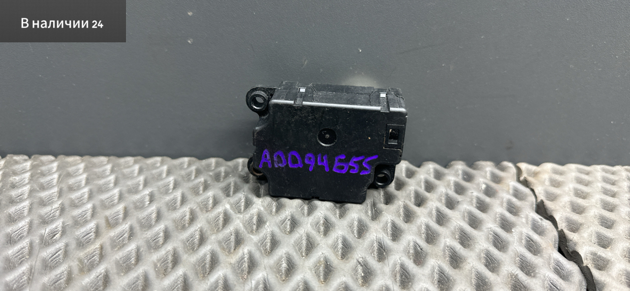 моторчик заслонки печки Nissan Tiida C11 2005, 503752-0711 - фото №1