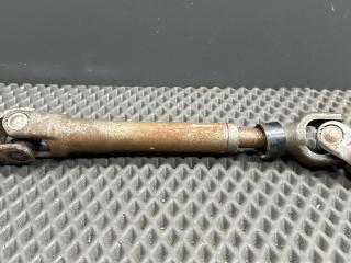 рулевой карданчик Kia Cerato 2 поколение TD 2009, 1.6 л., G4FC, бензин, МКПП, cеребро 3d - bright silver, седан, передний привод, 564001M000