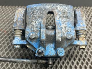 суппорт передний правый Kia Cerato 2 поколение TD 2011, 2.0 л., G4KD, бензин, МКПП, ud - clear white, купе, передний привод, 581901MA20