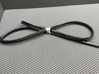 уплотнитель двери Hyundai Sonata 4 поколение [рестайлинг] EF 2005, 2.0 л., G4JP, бензин, МКПП, h01 летний песок, седан, передний привод, 82110-38010LK