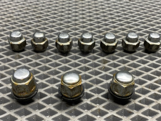 гайка колесная Mazda 3 1 поколение [рестайлинг] BK 2008, 1.6 л., Z6, бензин, МКПП, 16w, седан, передний привод, B002-37-160B