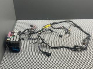 блок предохранителей Kia Rio 1 поколение [рестайлинг] DC 2004, 1.5 л., A5D, бензин, АКПП, c5 - diamond silver серебро, универсал, передний привод, 91230FD320, 91230FD120, 91290FD100